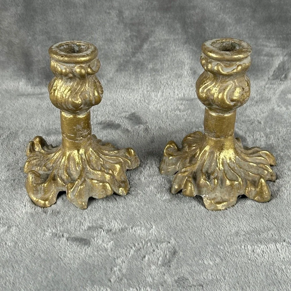 Vintage Gold Gilt Ornate Acanthus Leaf Candlestick Holders Pair 4.5